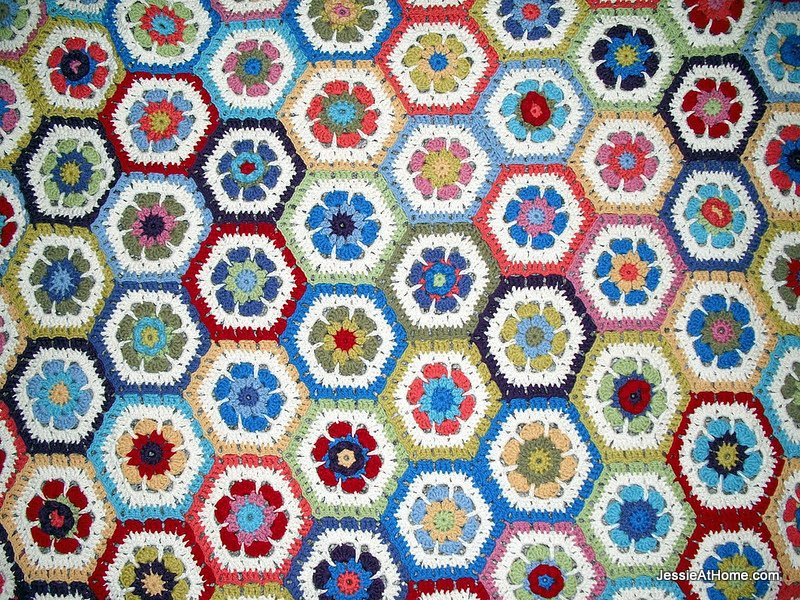 flower-to-hexagon-blanket