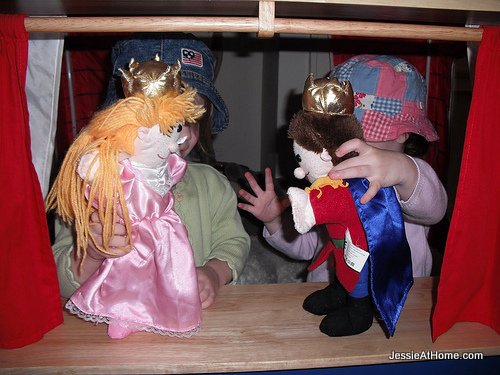 the-princess-and-the-prince-at-the-library-2010