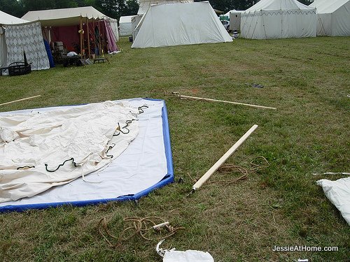getting-set-up-Pennsic-2010