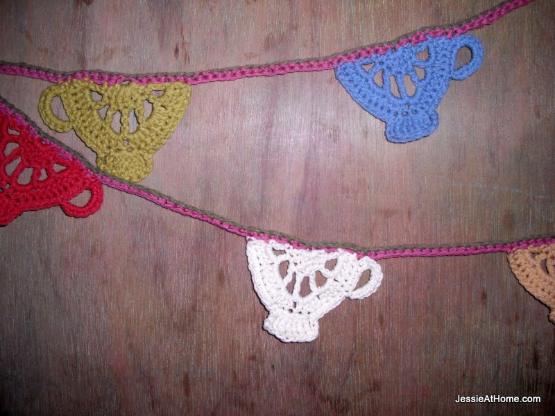 Tea-Cup-Crochet-Bunting-Pattern-close-up