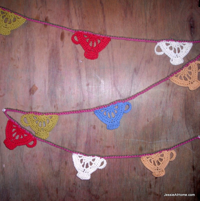 Tea-Cup-Crochet-Bunting-Pattern