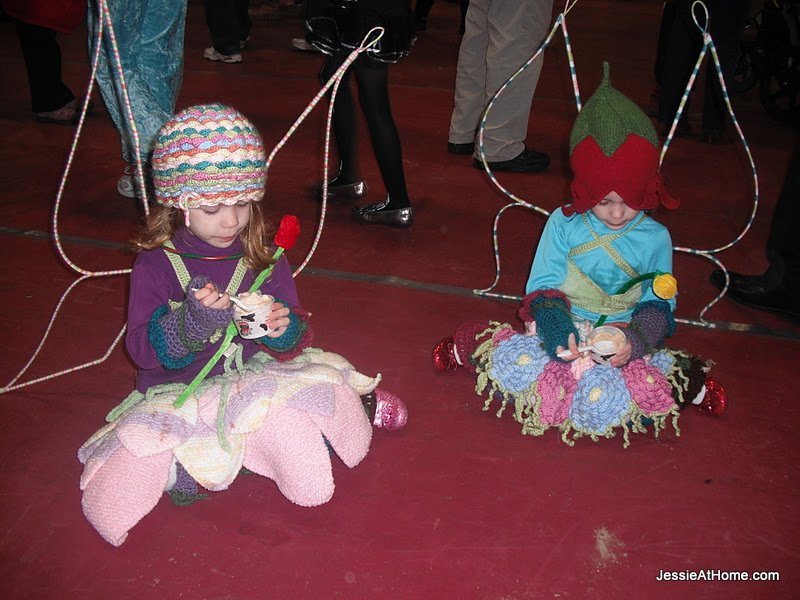 Flower-Faeries-eating-ice-cream