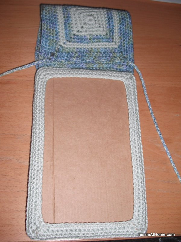 Crochet-Nook-Case-Free-Pattern