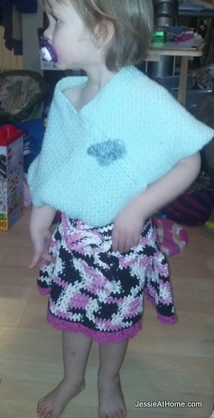 Amelia-crochet-skirt-pattern-photo-4