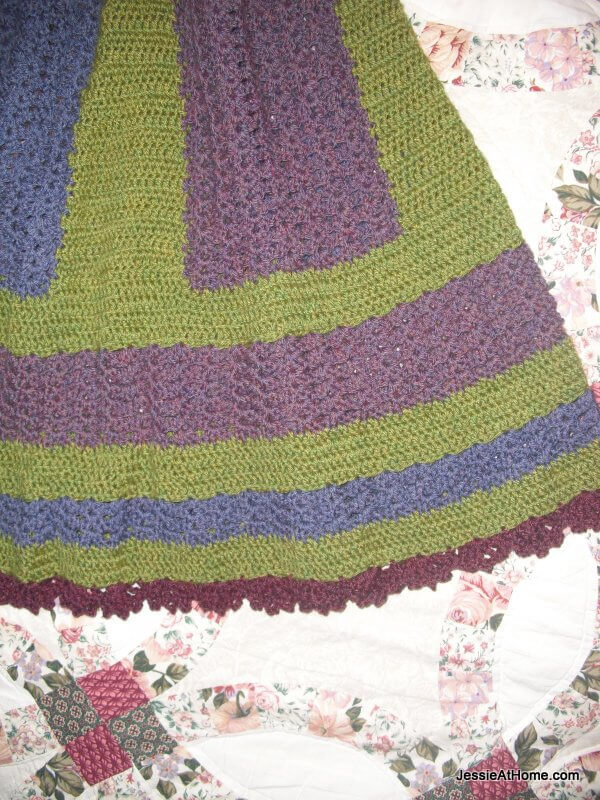 Fanny-crochet-skirt-pattern-close