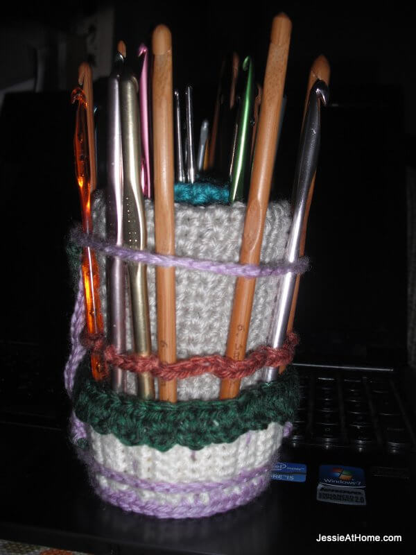 tied-Crochet-Hook-Case