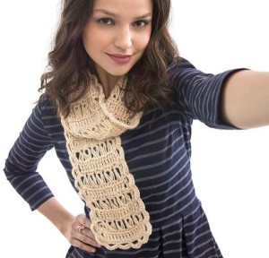 Broomstick Lace Scarf Kit #CrochetKit from @beCraftsy