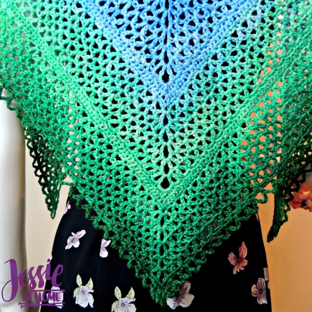 Julie Shawl - free crochet pattern by Jessie At Home - 4