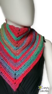 Simplicity Triangle Scarf free crochet pattern by SimplyCollectibleCrochet.com 