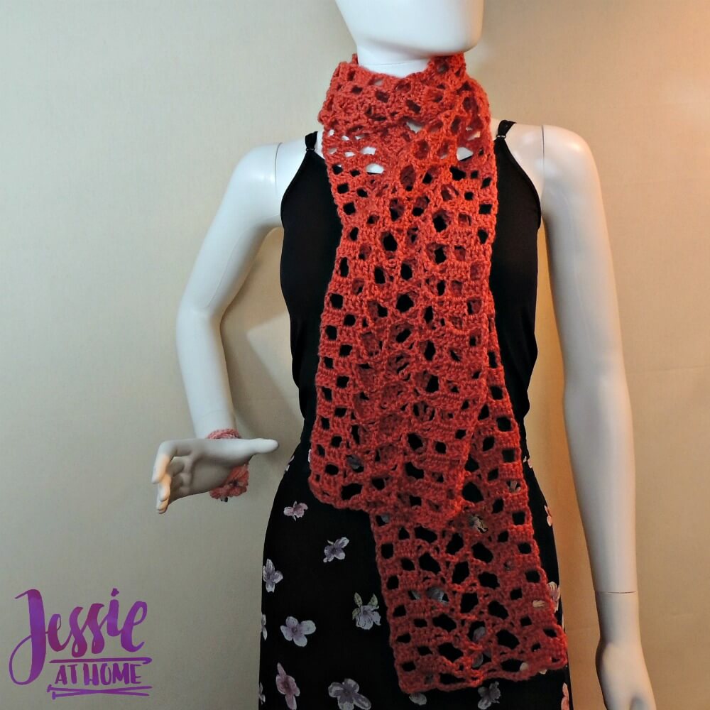 Trellis Scarf - free crochet pattern by Jessie At Home - 3
