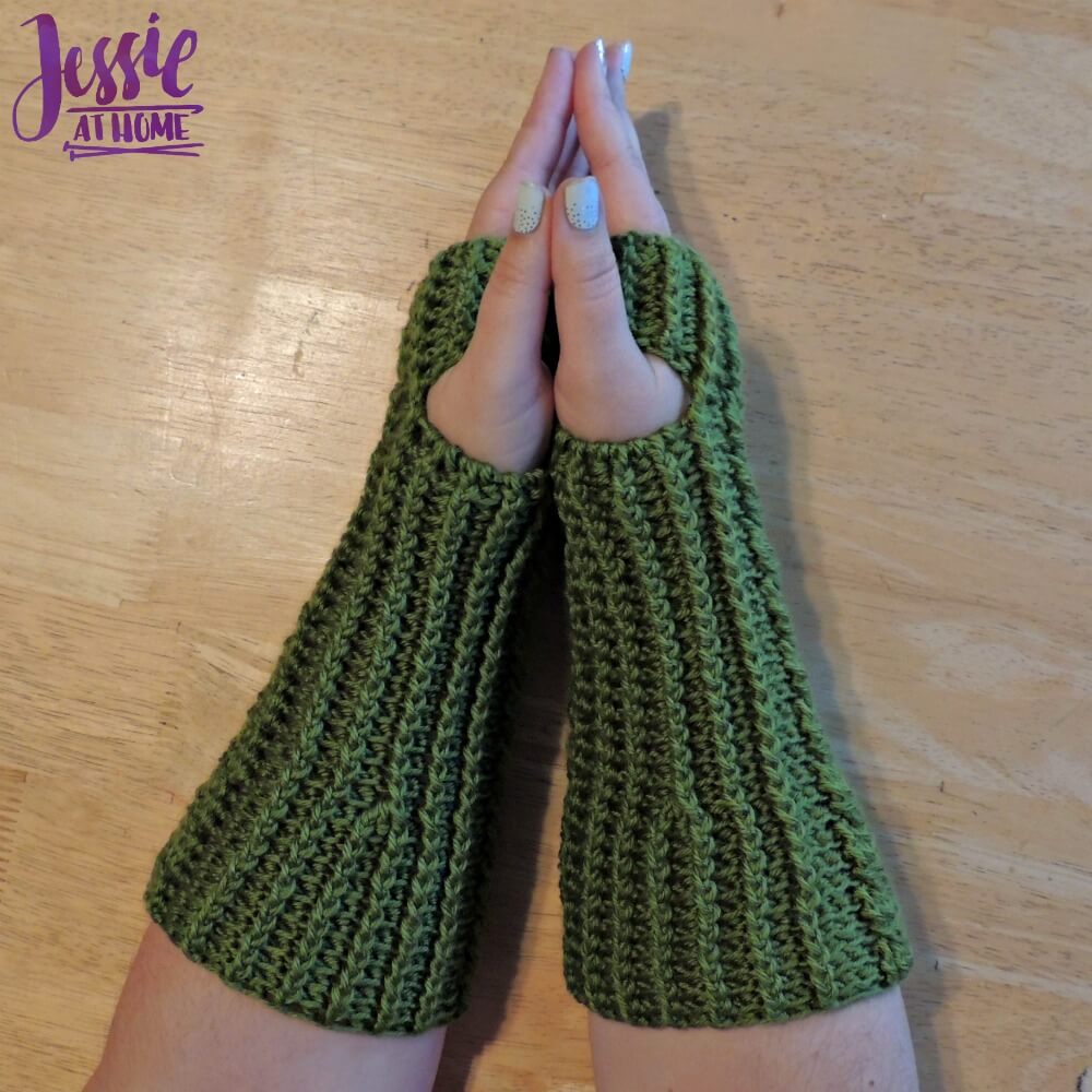 Cabled Mitts free crochet pattern by Jessie At Home - 3