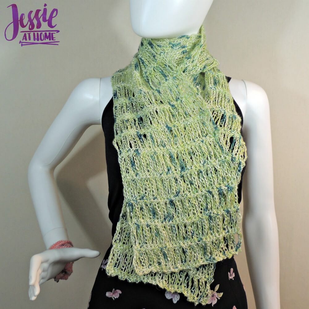 Unchained Scarf - free crochet pattern by Jessie At Home - 5