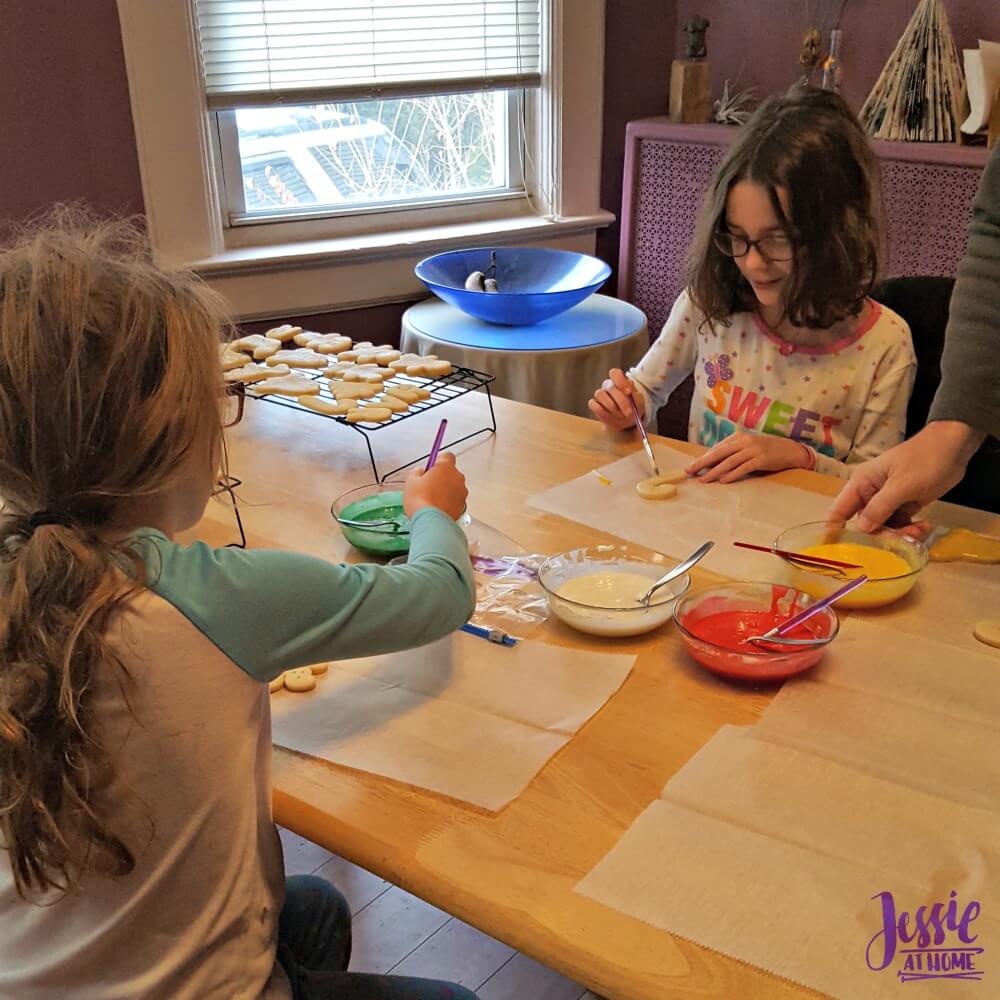 Christmas Cookies 2017 - decorating