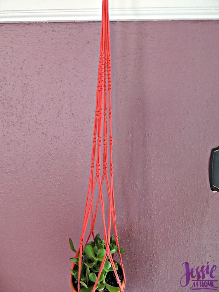 Make this with Clover Macrame Gauge
