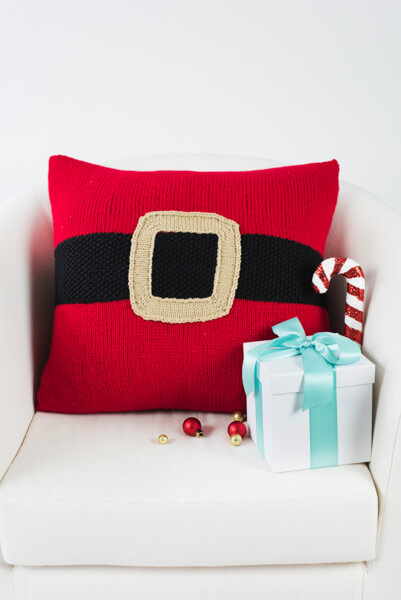 I Like Knitting Dec 18 Santa’s-Belt-Pillow