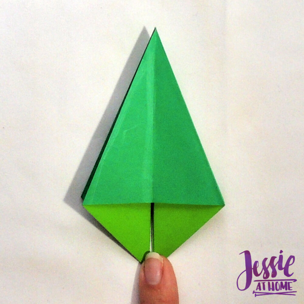 Origami Frog Base - written and pictorial tutorial | Jessie At Home