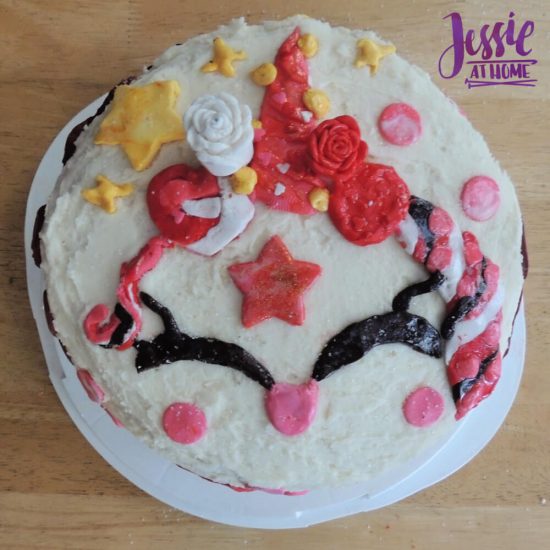 Fondant 101 for Anyone by Jessie At Home - Cake Top