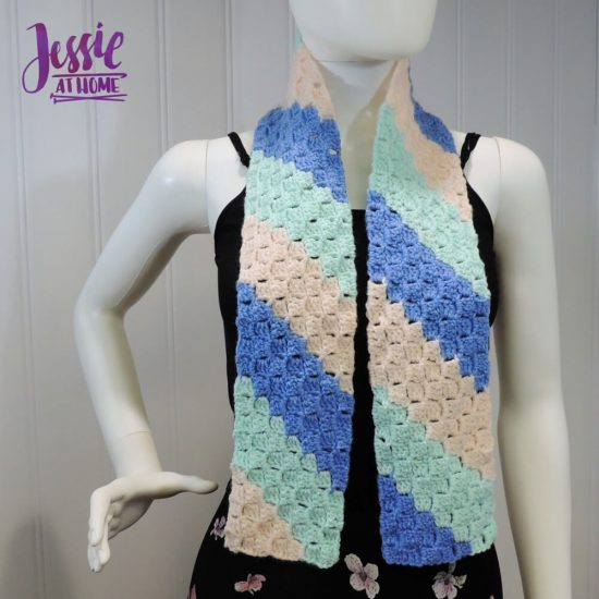 Scarf Squared - C2C Box Stitch free crochet pattern and tutorial by Jessie At Home - 5