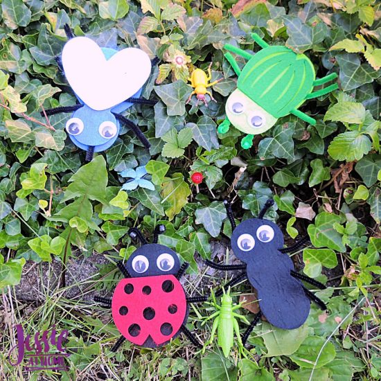 Bug Art For Kids - Buzzin' Bugs - July Orange Art Box Projects from Jessie At Home - felt bugs