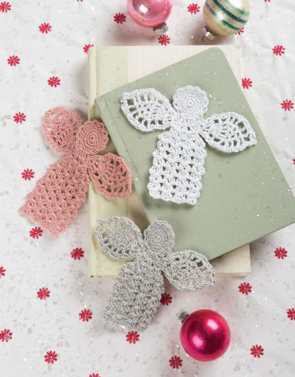 Retro Christmas Ornaments - crochet pattern book review from Jessie At Home - Bookmarks