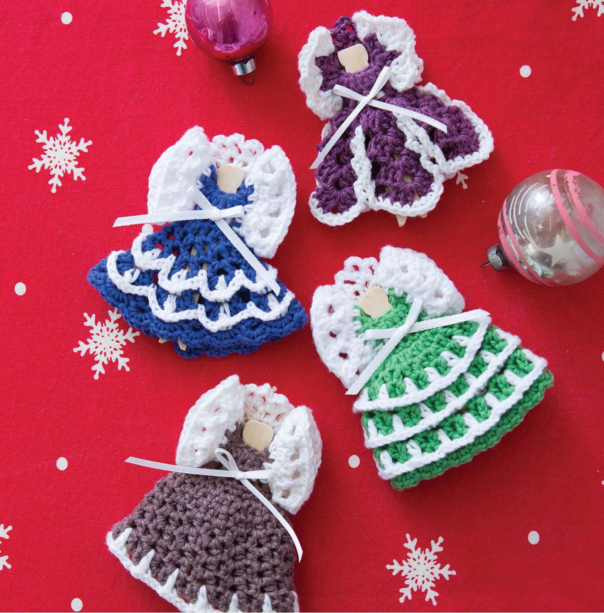 Retro Christmas Ornaments Nostalgic crochet patterns!